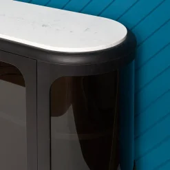 Mobile Settebello in vetro nero di Matteo Zorzenoni