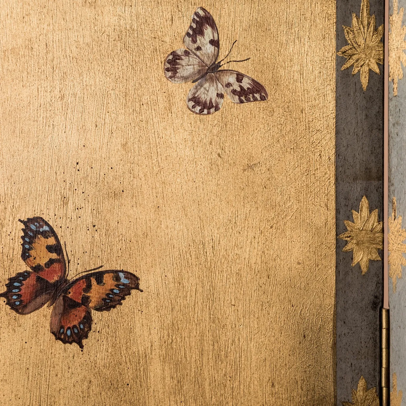 Moro Gold Screen