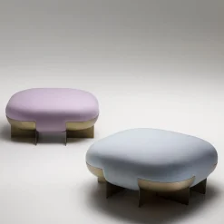 Ori Pouf in ottone e azzurro di Stormo Studio
