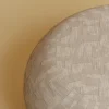Ottomano rotondo Kuna con base in legno