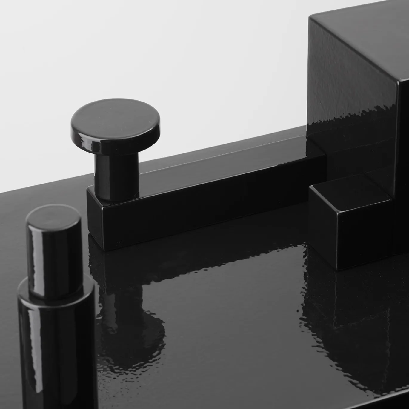 Paesaggi Scultura rettangolare nera di Nathalie Du Pasquier