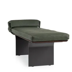 Panca Minerva in pelle verde con base metallica curva
