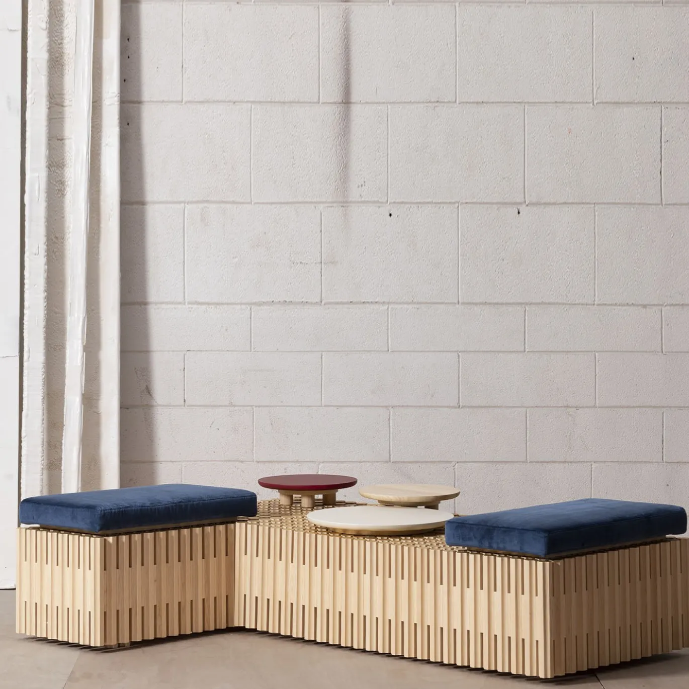 Panchina Apeiron Composizione con Accessori