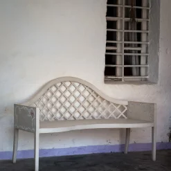 Panchina Lavaredo Settee Textural White and Tulips Decors