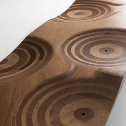 Panchina per esterni Ripples di Toyo Ito