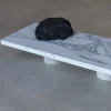 Panchina scultorea rettangolare in marmo bianco di Carrara