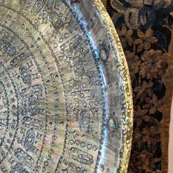 Piatto Decorativo Omnia Rotondo in ceramica di G. Mengoni