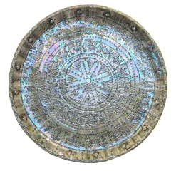 Piatto Decorativo Omnia Rotondo in ceramica di G. Mengoni