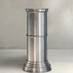 Piedistallo Contemporary Column in Alluminio Spazzolato