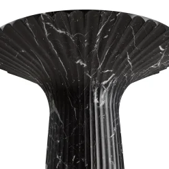 Piedistallo rotondo Odette in marmo nero Marquinia