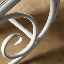 Poltrona a dondolo Schaukelstuhl White di Gebrüder Thonet