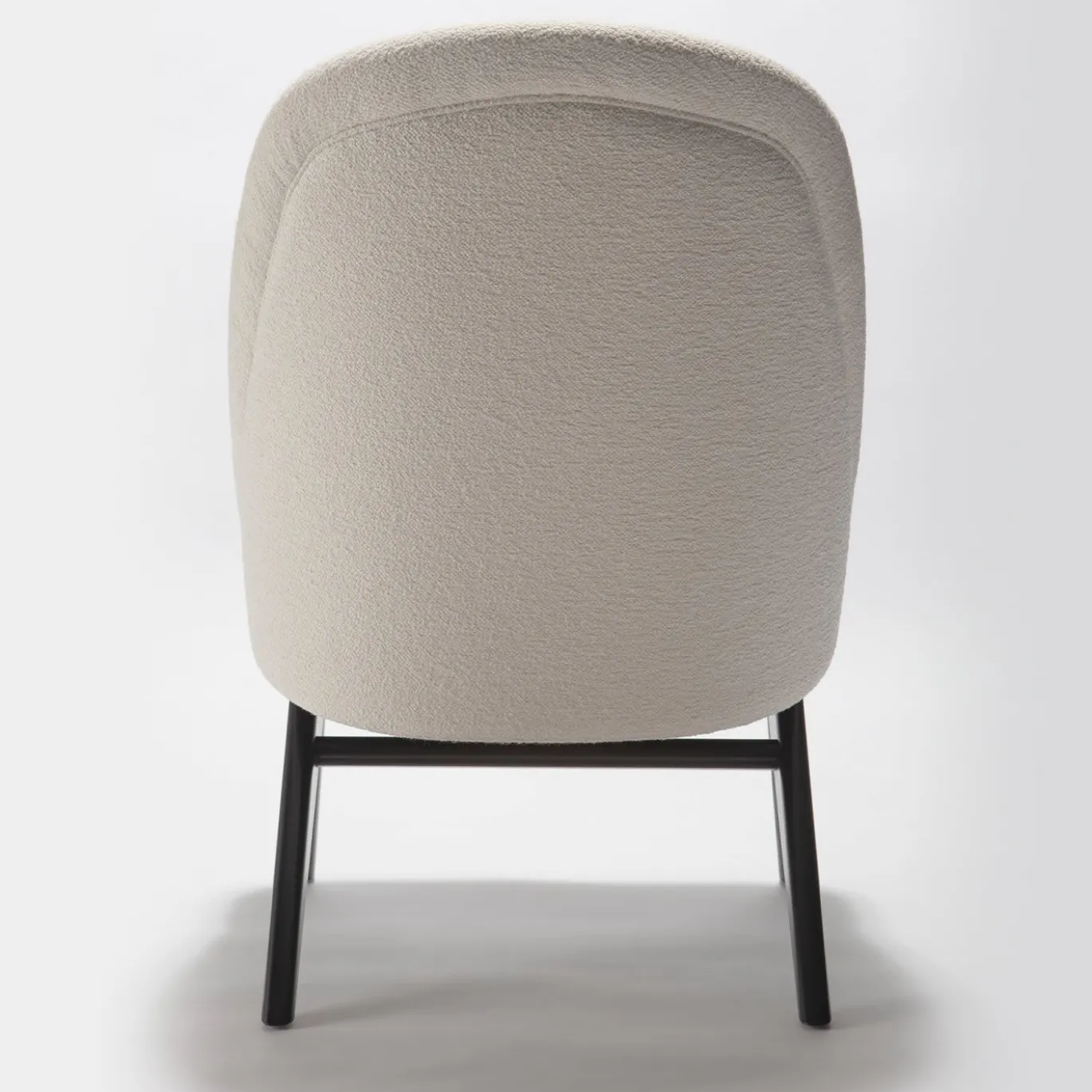 Poltrona alta Macao White di Studio Livoni