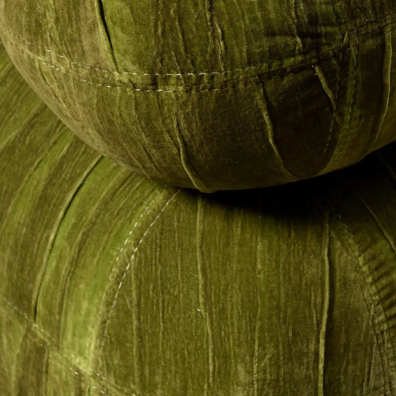 Poltrona Diomira in Velluto Verde