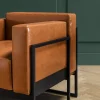 Poltrona Kirk in pelle cognac