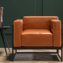 Poltrona Kirk in pelle cognac