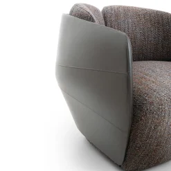 Poltrona Lorelei in tessuto e pelle grigio
