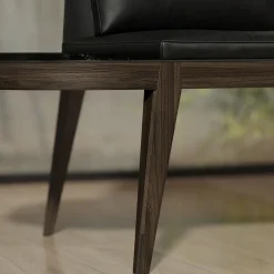 Poltrona lounge con tavolino laterale in legno di frassino nero della Costa Ovest con marmo Vanilla Noir