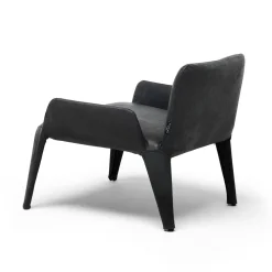 Poltrona Lounge in Pelle Nova con Braccioli
