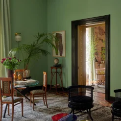 Poltrona Lounge Mahalia in Velluto Nero Capitonné