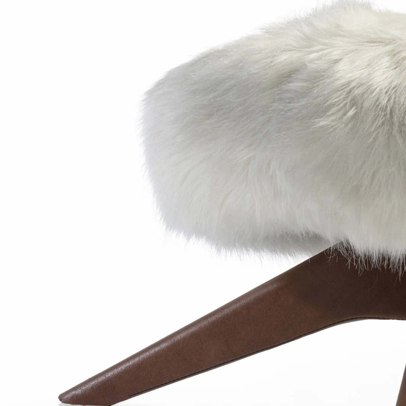 Poltrona Lounge Nuvola in Pelliccia Sintetica Bianca con Gambe Vintage