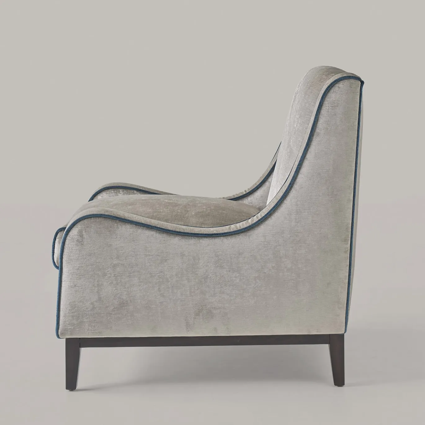 Poltrona Paris in velluto grigio