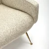 Poltrona Richard con gambe in ottone e rivestimento bianco