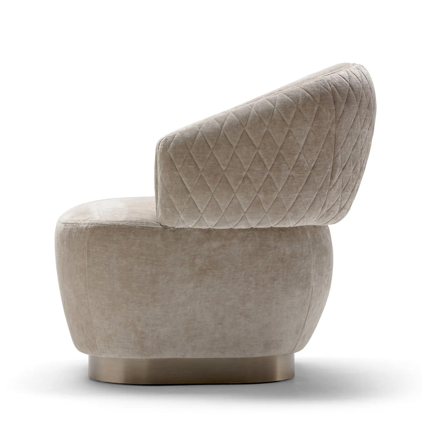 Poltrona Sophie Beige con Trapuntatura a Diamante