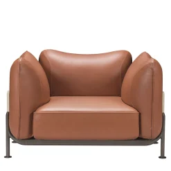 Poltrona Tasca in pelle tan e ottone