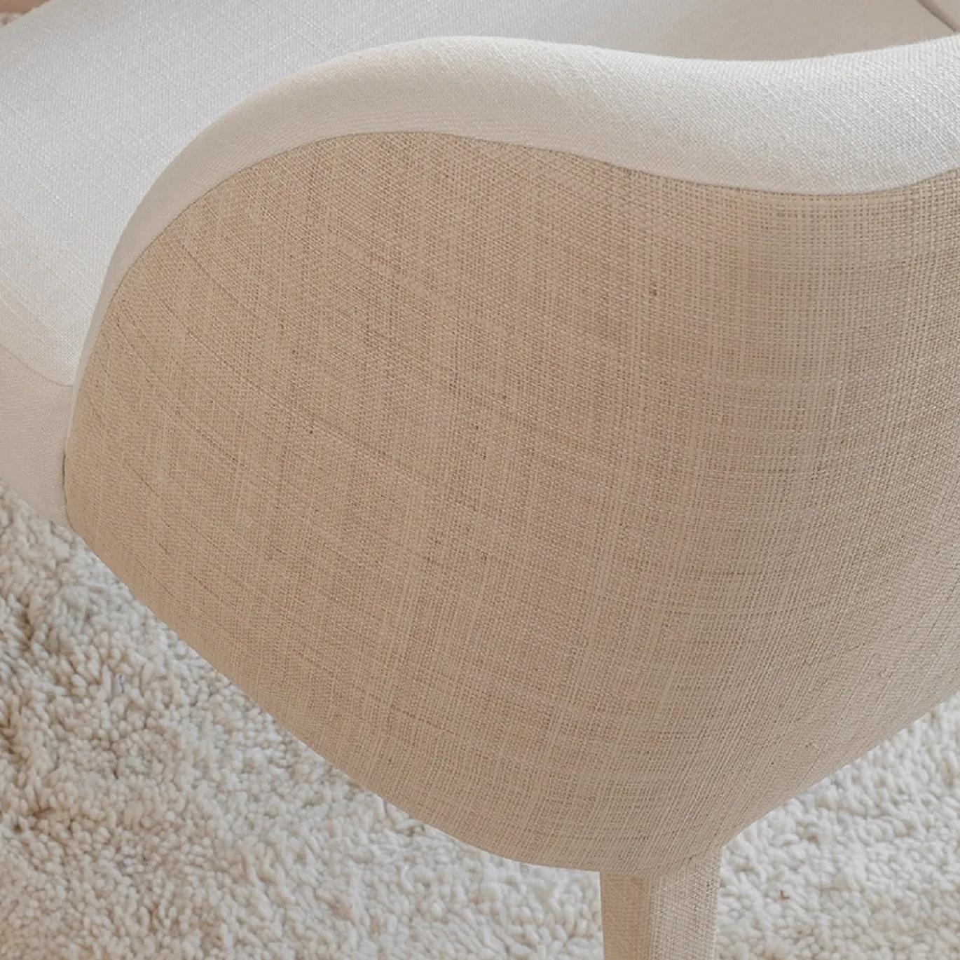 Poltroncina Colette Raffia Tea della collezione Riviera