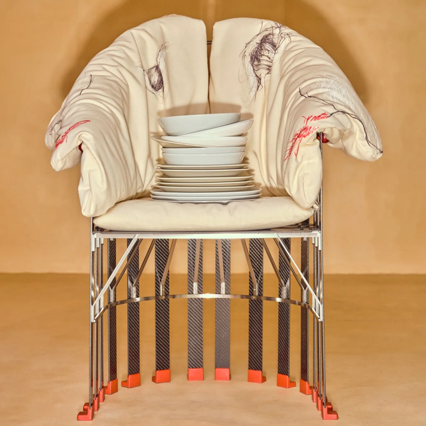 Poltroncina La Pagnotta Bianca di Gaetano Pesce
