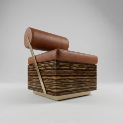 Poltroncina lounge Little Rolly in pelle con base in legno zebrano
