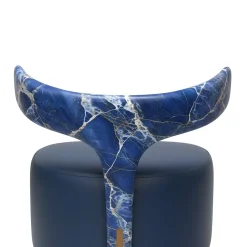 Poltroncina Lounge Moby Dick in Marmo Sodalite Blu