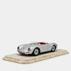 Porsche 550A Spyder in metallo argentato