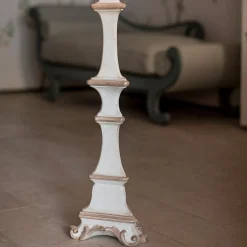 Portacandele di Gubbio in legno bianco