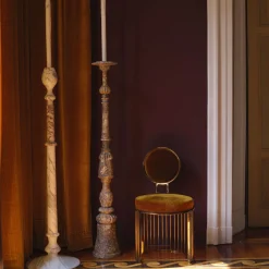 Portacandele Treasure Luxury L in marmo Broccatello Viola di Christophe Pillet