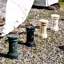 POR TAN TE Vaso a colonna in marmo nero satinato Marquina