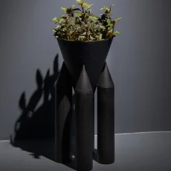 Portavaso Joy's Planter in ceramica nera