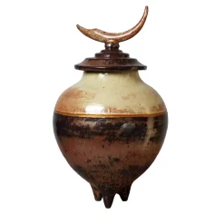 Potiche in ceramica rossa di San Sepolcro con coperchio della Small Collection