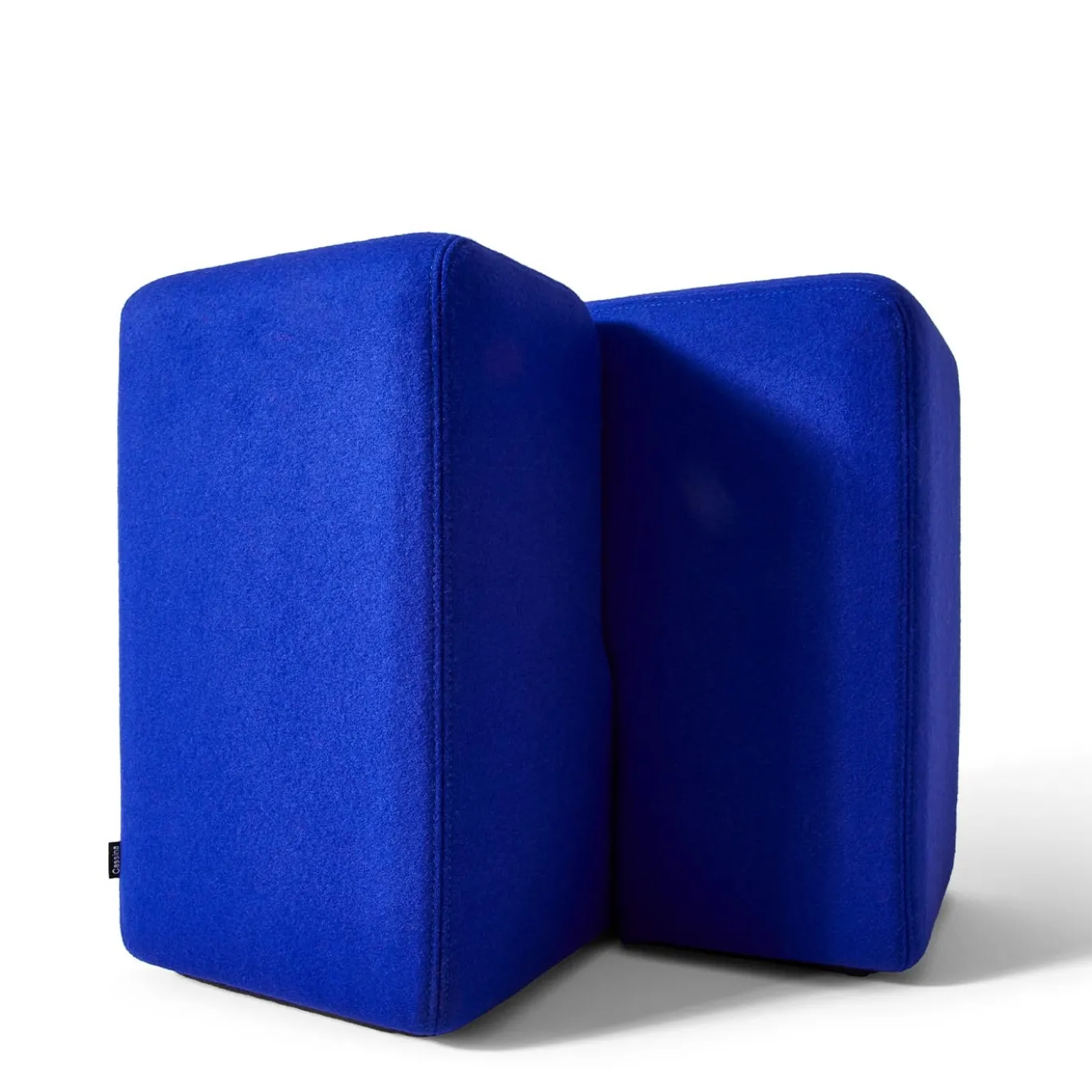 Pouf angolare Blue Soft di Linde Freya Tangelder
