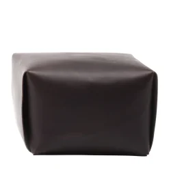 Pouf Bao in cuoio scuro di Viola Tonucci