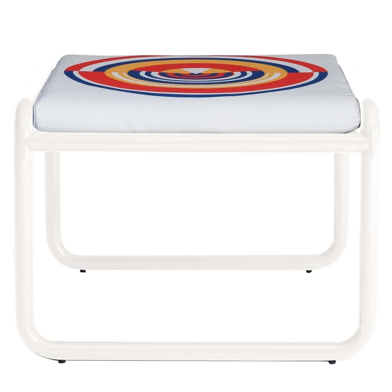 Pouf bianco Locus Solus di Gae Aulenti