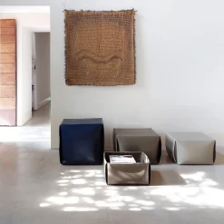 Pouf Big Bao blu navy di Viola Tonucci