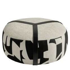 Pouf Brooklyn in Bouclé Bianco e Nero con Cinture in Pelle Nera