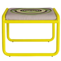 Pouf giallo Locus Solus di Gae Aulenti