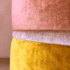 Pouf grande tondo in velluto beige e giallo