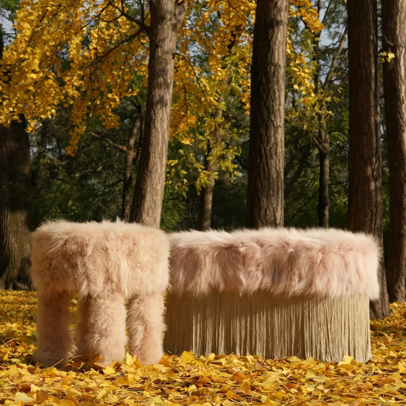 Pouf in pelliccia Cachemire di Lorenza Bozzoli