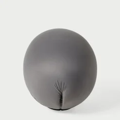 Pouf in tessuto tecnico grigio Tato di Denis Santachiara
