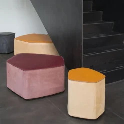 Pouf medio in pelle color vinaccia