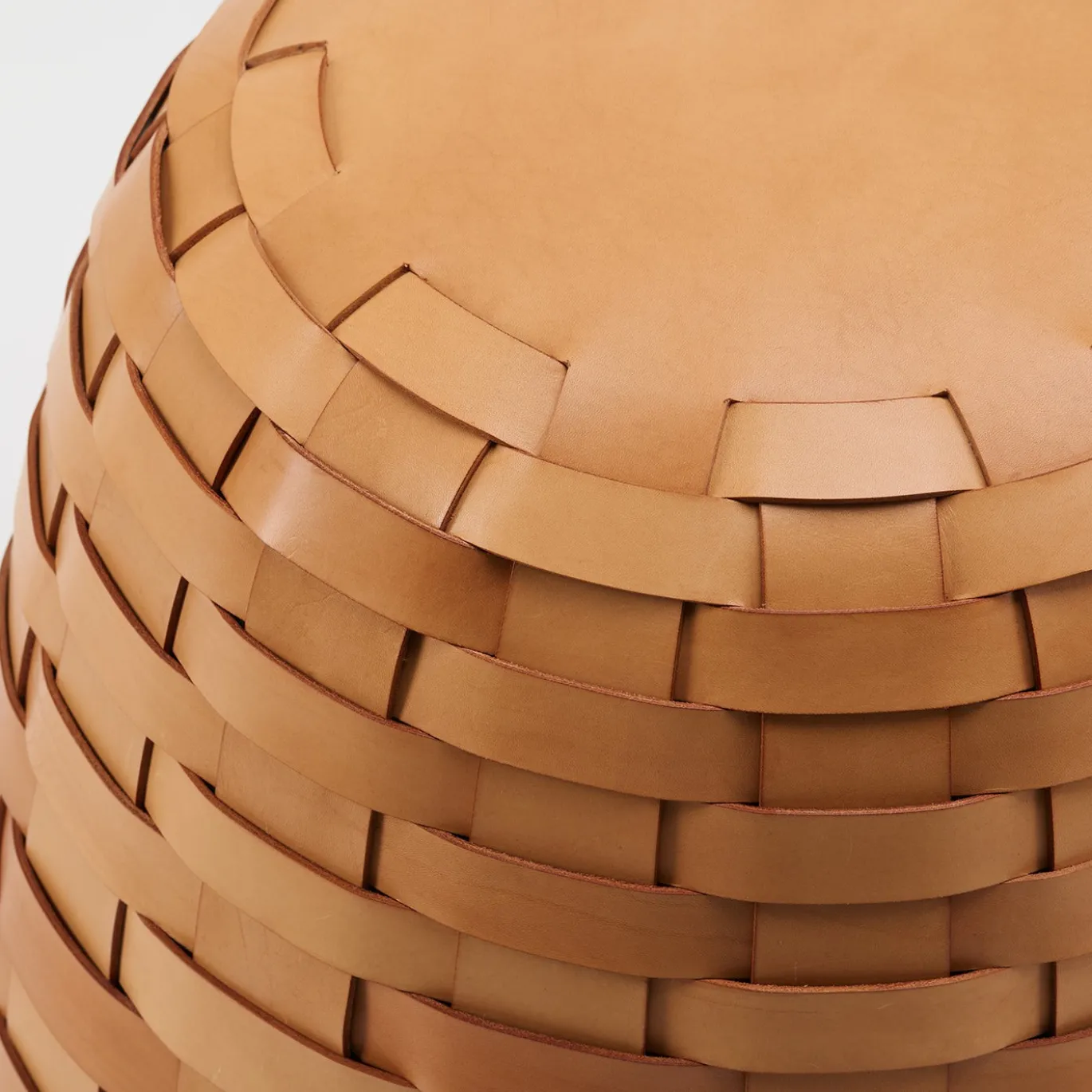 Pouf Rotondo Medio in Pelle Naturale Trama