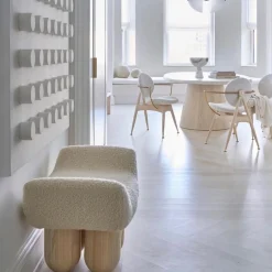 Pouf scultura Taurus bianco